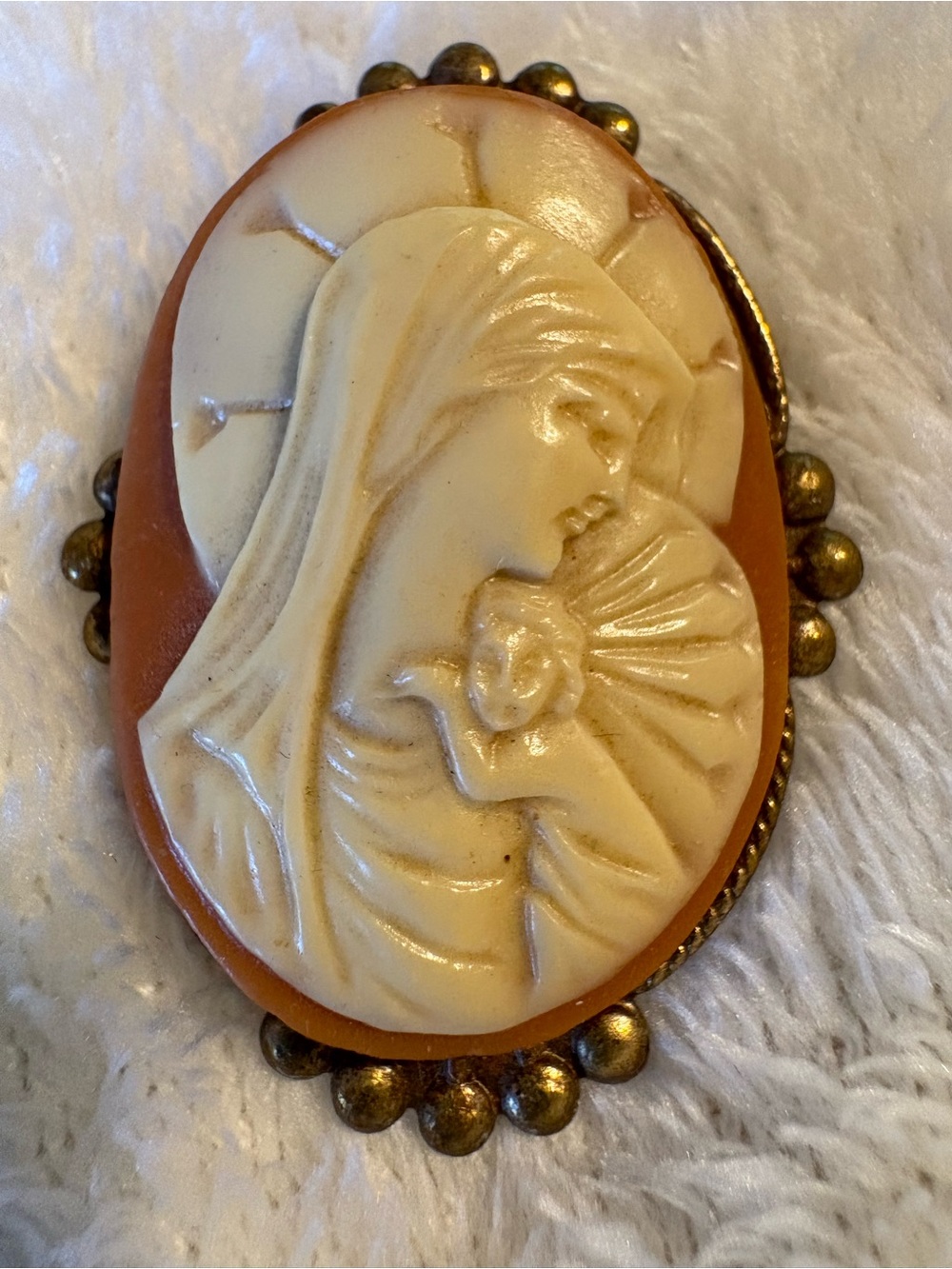 Vintage-Inspired Cream and Tan Cameo Madonna Brooch